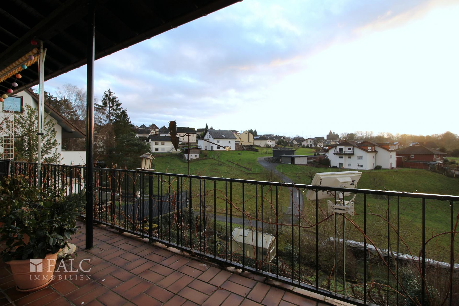 Balkon EG